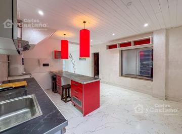 PH · 71m² · 3 Ambientes · 1 Cochera · PH Al Frente, 3 Amb. a Nuevo con Garaje, Patio y Sin Expensas.