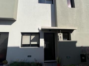 Departamento · 110m² · 4 Ambientes · Departamento en Venta en Adrogue, Almirante Brown.