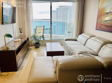 Departamento · 89m² · 3 Ambientes · 1 Cochera · Alquiler Temporal Apartamento 2 Dorm. con Vista Al Mar Playa Mansa Punta del Este
