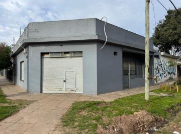 Campo · 192m² · Dos Casas y Local Comercial