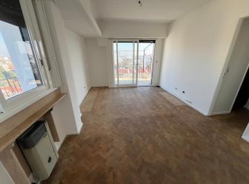 Departamento · 49m² · 2 Ambientes · Departamento 2 Amb con Amplio Balcón Terraza en Esquina