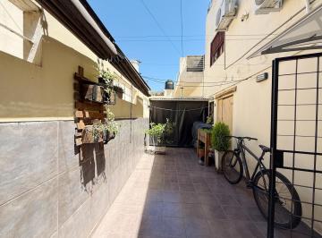 Casa · 67m² · 4 Ambientes · 1 Cochera · Venta Casa 2 Dorm. Oportunidad Patio y Cochera