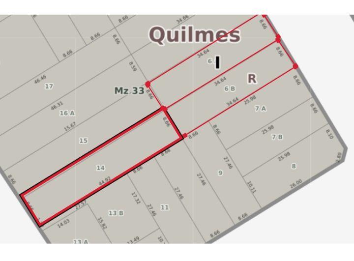 Terreno · 700m²
