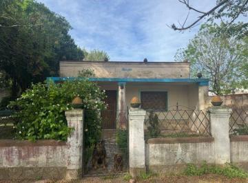 Casa de 5 ambientes, San Vicente · Casa - Venta - San Vicente