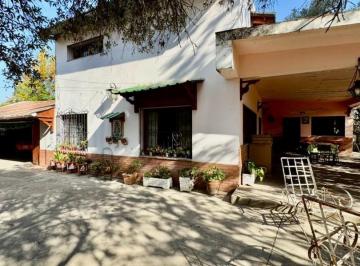 Casa · 250m² · 5 Ambientes · 5 Cocheras · Muy Linda Casa 4 Dorm Qcho/pileta/jardin/gge S/ruta 51