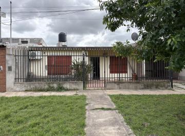 Casa · 80m² · 3 Ambientes · Casa con Pileta en Arroyo Seco