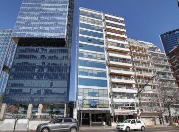 Oficina comercial · 212m² · 2 Cocheras · Muy Buena Oficina en Edificio Corporativo. Amoblada. Cocheras