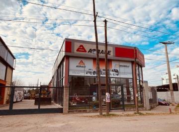 Local comercial · 300m² · Excelente Local Doble Altura Vidriado
