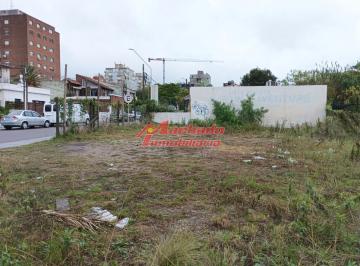 Foto1 · Venta Deterreno Esquinero Para Edificacion en Altura