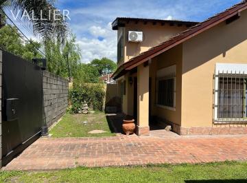 Casa · 180m² · 6 Ambientes · 1 Cochera · Casa en Venta en Pilar, G. B. a. Zona Norte, Argentina