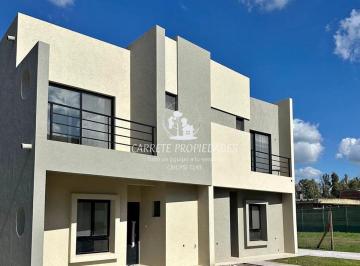 Casa de 5 ambientes, Pilar · Oportunidad! Moderna Casa Tipo Dúplex en Venta de 5 Ambientes. Springpark. Pilar.