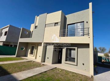 Casa de 5 ambientes, Pilar · Oportunidad! Moderna Casa Tipo Dúplex en Venta de 5 Ambientes. Springpark. Pilar.