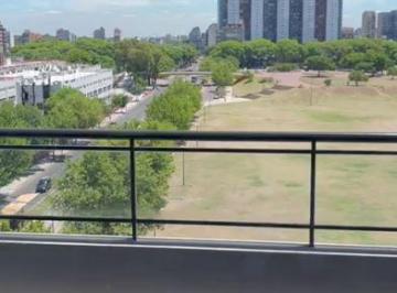 Departamento · 69m² · 2 Ambientes · 1 Cochera · Amplio y Luminoso Departamento en Parque Patricios