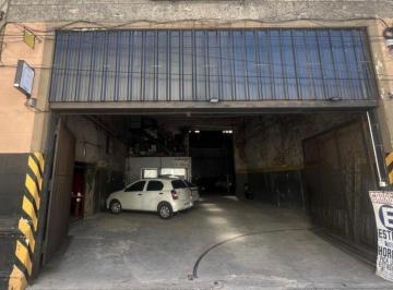 Depósito , Avellaneda · Depósito con 1000 m² Construidos en Alquiler, Avellaneda