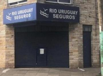 Local comercial · 40m² · Local en Esquina Excelente Zona Comercial