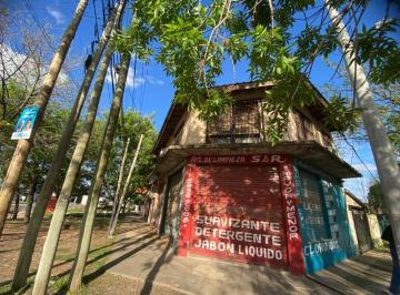 Local comercial · 80m² · Excelente Esquina en La Lonja