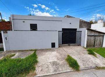 Bodega-Galpón · 190m² · Galpón en Alquiler - Ituzaingó