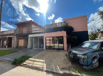 Casa · 70m² · 3 Ambientes · 1 Cochera · Casa de 3 Amb en Zona Residencial en Ramos Mejia