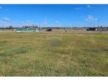 Terreno · 688m² · Venta Lote - Barrio Nativas - Puertos del Lago - Permuto - Financiacion