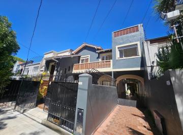 Departamento · 140m² · 4 Ambientes · PH Reciclado a Nuevo 190 m 4amb con 60 m Terraza. - Oportunidad