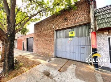 Bodega-Galpón · 420m² · 8 Ambientes · Venta Galpón Vivienda Zona Sur Excelente Ubicación!