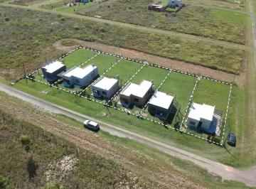 Casa · 50m² · 3 Ambientes · Casas en Ibarlucea Excelente Oportunidad! Apto Crédito