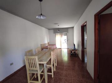 Departamento de 1 ambiente, Rosario · Departamento de Escalera en Venta con Balcon Al Frente!