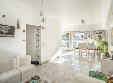 Departamento · 125m² · 4 Ambientes · 1 Cochera · Venta Dto 4 Amb C/dependencia y Cochera Apto Crédito