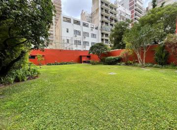 Departamento · 158m² · 5 Ambientes · 1 Cochera · Con Super Jardin Propio de 300 m² - en Excelente Edificio a m del Zoo!