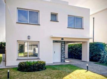 Casa de 1 ambiente, Berazategui · Casa 3 Dorm. Venta Altos de Hudson 1