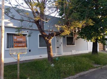 Casa de 3 ambientes, La Matanza · PH Totalmente Independiente con Fondo y Cochera Cubierta