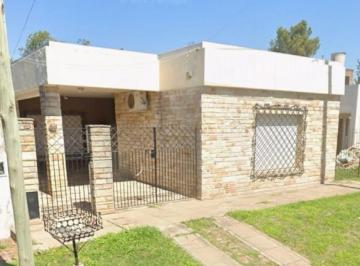 Casa de 4 ambientes, Ituzaingó · Apto Credito! Hermosa Casa Estilo Americano