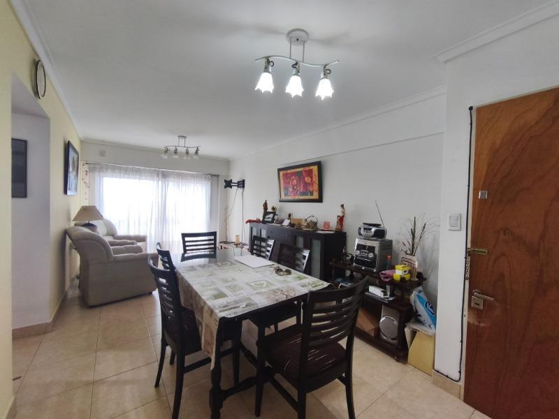 Depto 4 amb, 68m² con cochera — Villa Primera