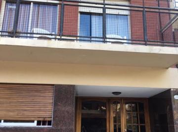 Departamento · 65m² · 3 Ambientes Barracas - Venta