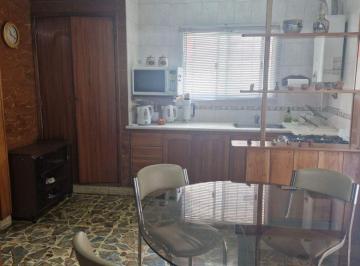 PH de 3 ambientes, La Paternal · Paternal / P. H / 2 Amb/62 M²/ Cochera /baulera /impecable/primer Piso por Escaleras.