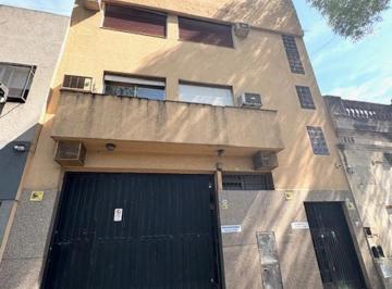 Bodega-Galpón · 400m² · Venta Galpon Barracas, Imprenta!