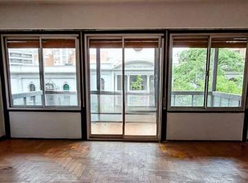 Departamento de 1 ambiente, Córdoba · Nva Cba - Piso con Cochera. Av Yrigoyen 300 - Exclusivo. Frente a Buen Pastor - 4 Dorm