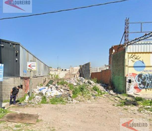Terreno · 330m²