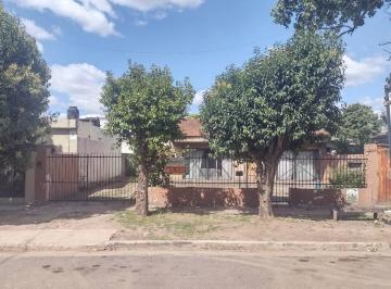 Casa · 95m² · 3 Ambientes · Casa en Venta a 100 m de Hto. Yrigoyen