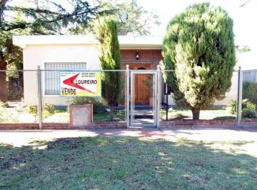 Casa · 140m² · 4 Ambientes · Casa en Burzaco