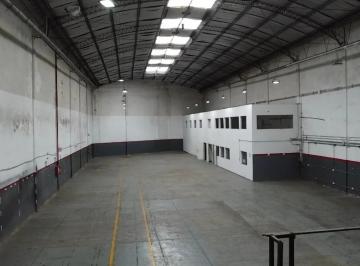 Bodega-Galpón · 1280m² · 11 Ambientes · 10 Cocheras · Venta de Galpón Industrial con Oficinas y Local en Paternal