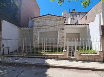 Casa de 4 ambientes, Córdoba · Casa Ubicada en El Parque de Las Tejas, Nueva Cba.