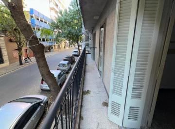 Departamento · 64m² · 2 Ambientes · Juan Manuel de Rosas 1400