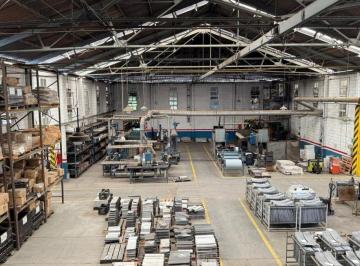Bodega-Galpón , Malvinas Argentinas · Galpon con 2965 m² Construidos en Venta y Alquiler, Tortuguitas