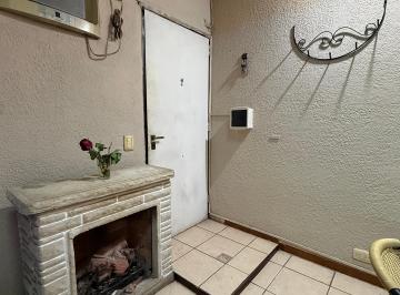 PH de 4 ambientes, Morón · PH 4 Ambientes con Cochera en Venta en Castelar