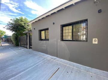 Casa · 80m² · 3 Ambientes · 1 Cochera · Santilli - Bartolome Mitre 1132 Burzaco Oeste
