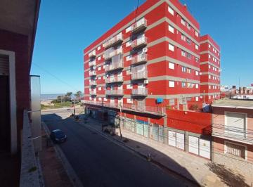 Departamento de 4 ambientes, San Clemente del Tuyú · Departamento a m del Mar y Calle Peatonal