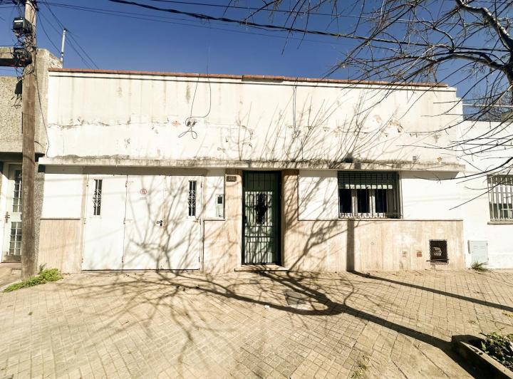 Casa · 80m² · 3 Ambientes · 1 Cochera