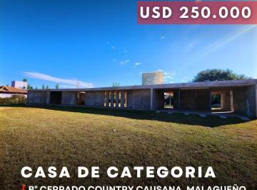 Casa · 365m² · 5 Ambientes · Venta Propiedad a Terminar (60% Edificada) en Terreno de 2.500 m², Barrio Country Causana - Malagueño