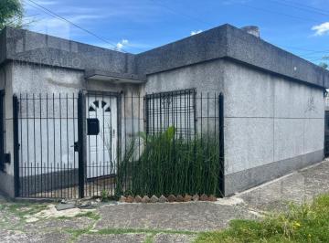 Casa · 60m² · 3 Ambientes · 1 Cochera · Venta PH Villa Ariza Ituzaingo